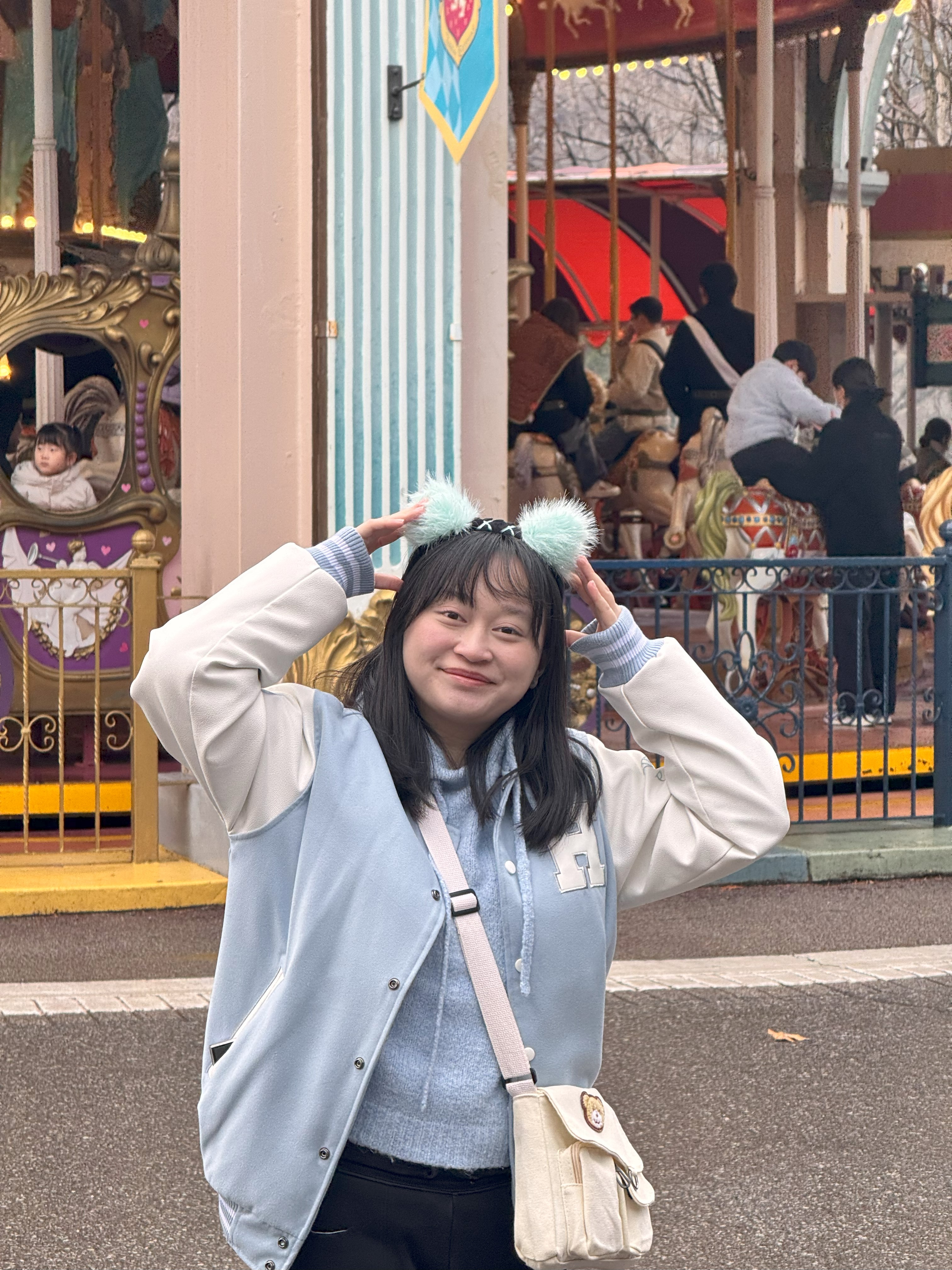 쯔웬 .jpg image