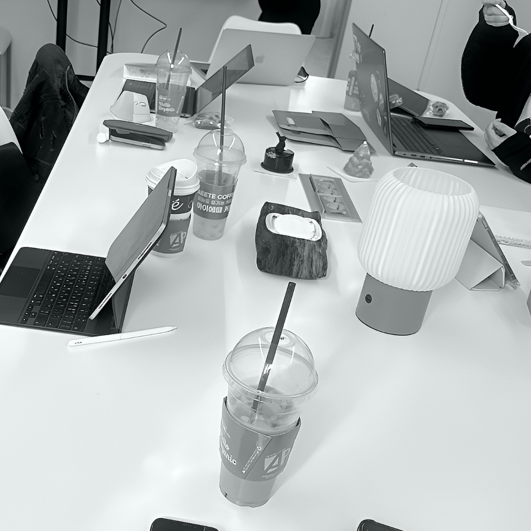 흑백대표.jpg image